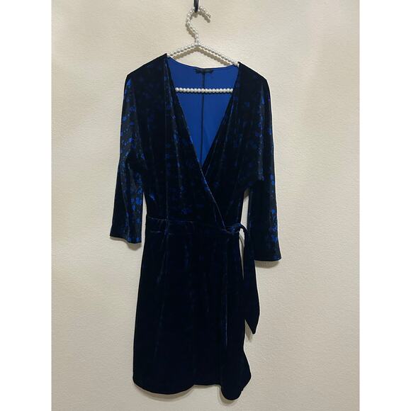 FRNCH Dresses & Skirts - FRNCH Paris Wrap Dress Size Small Velvet Long Sleeve Black Blue Preppy Winter